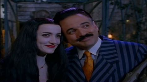 Новая семейка Аддамс (The New Addams Family) 1 сезон
 2024.04.26 14:07